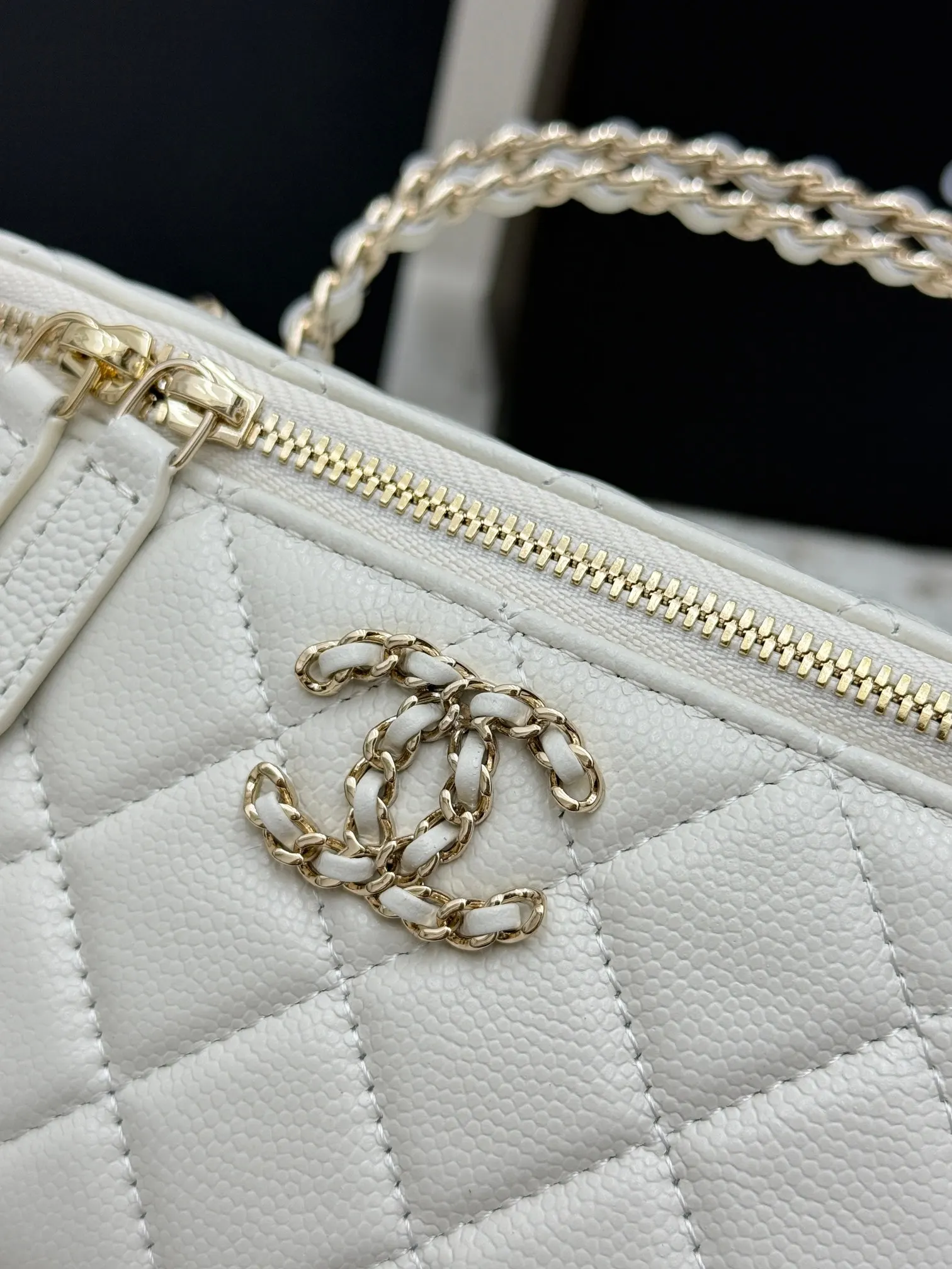 Chain Bag Leather