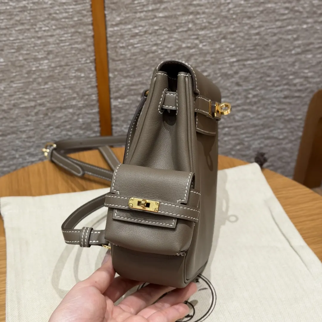 Kelly 牛皮 Style Jump Colour 雙肩包 实用雙肩款