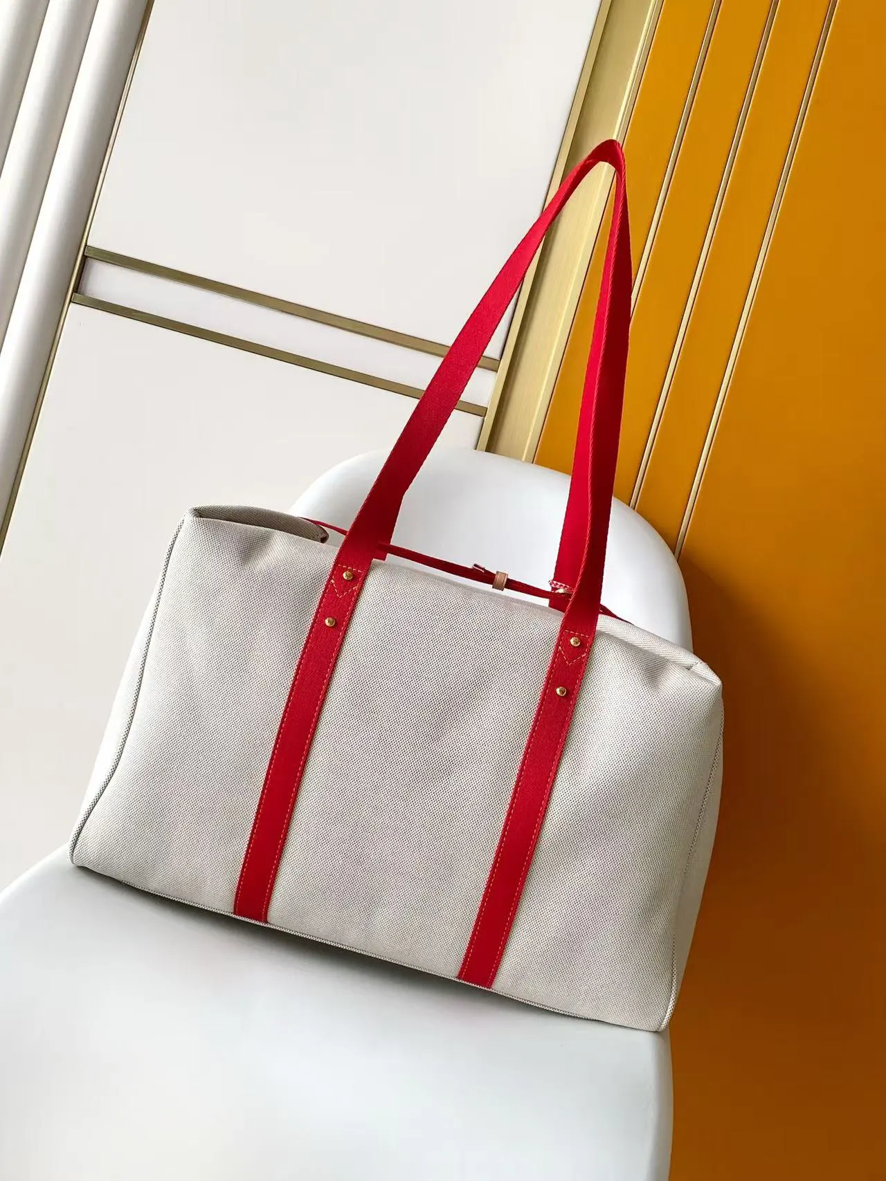 LV handbag Image 3 LV handbag Image 3