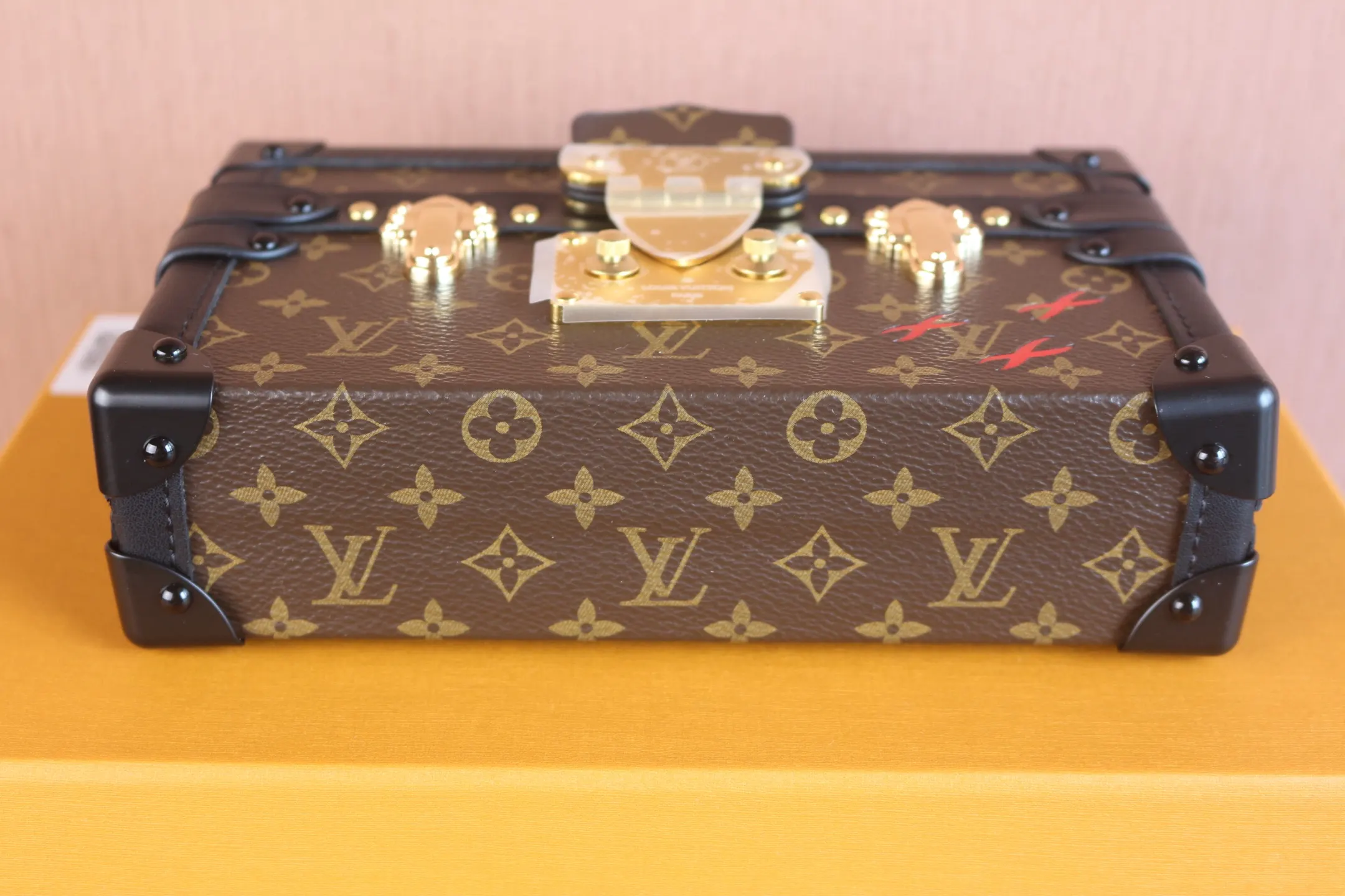 LV 牛皮 手拿包 精致手拿款