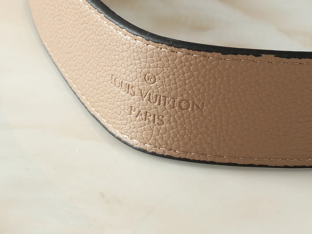 CarryAll Monogram 手拿包 精致手拿款