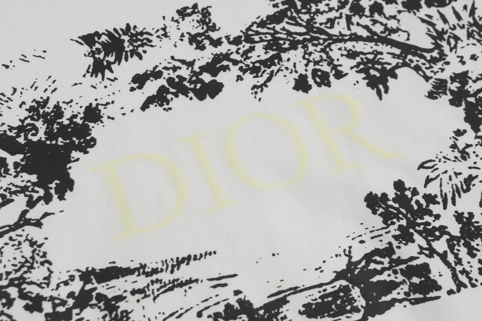 Dior White Square Print T-Shirt Minimal Image 7 Dior White Square Print T-Shirt Minimal Image 7