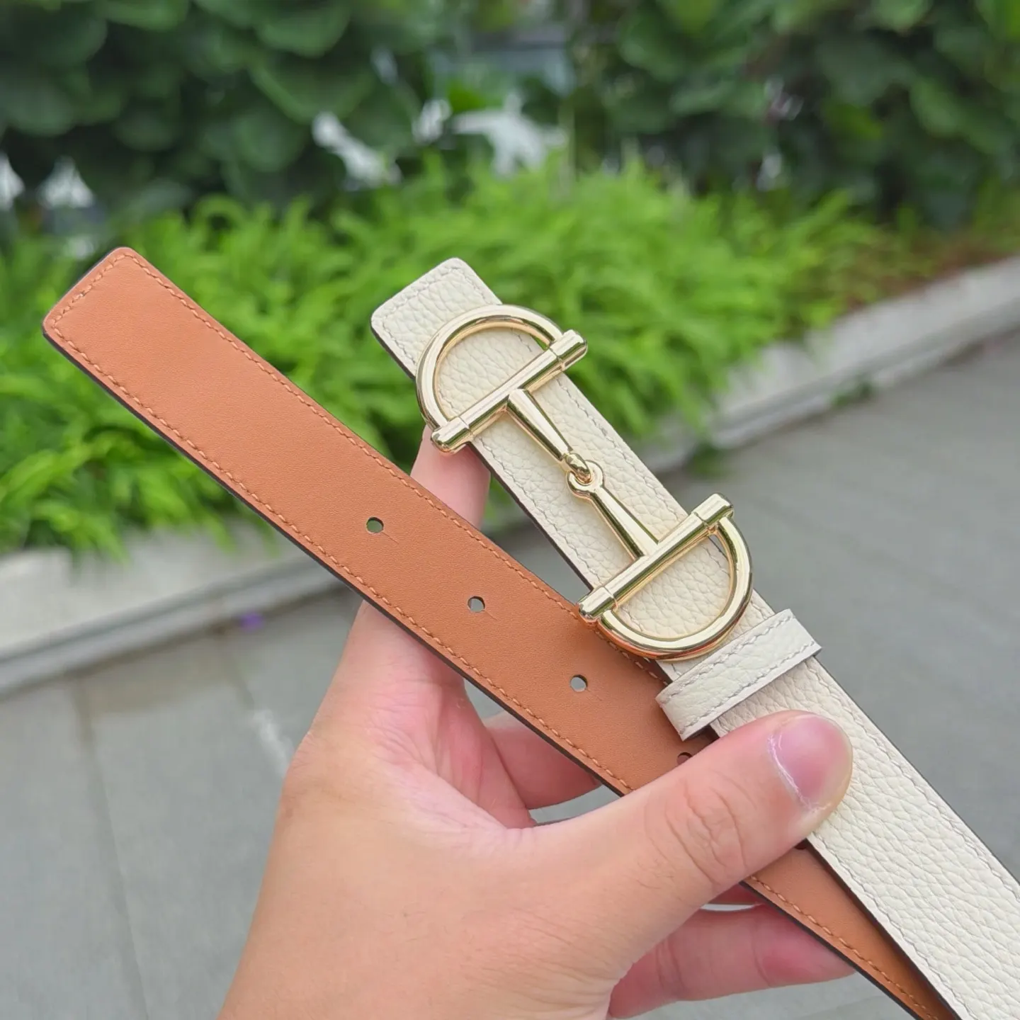 Gucci Double G Buckle Cowhide Double Sided Belt
