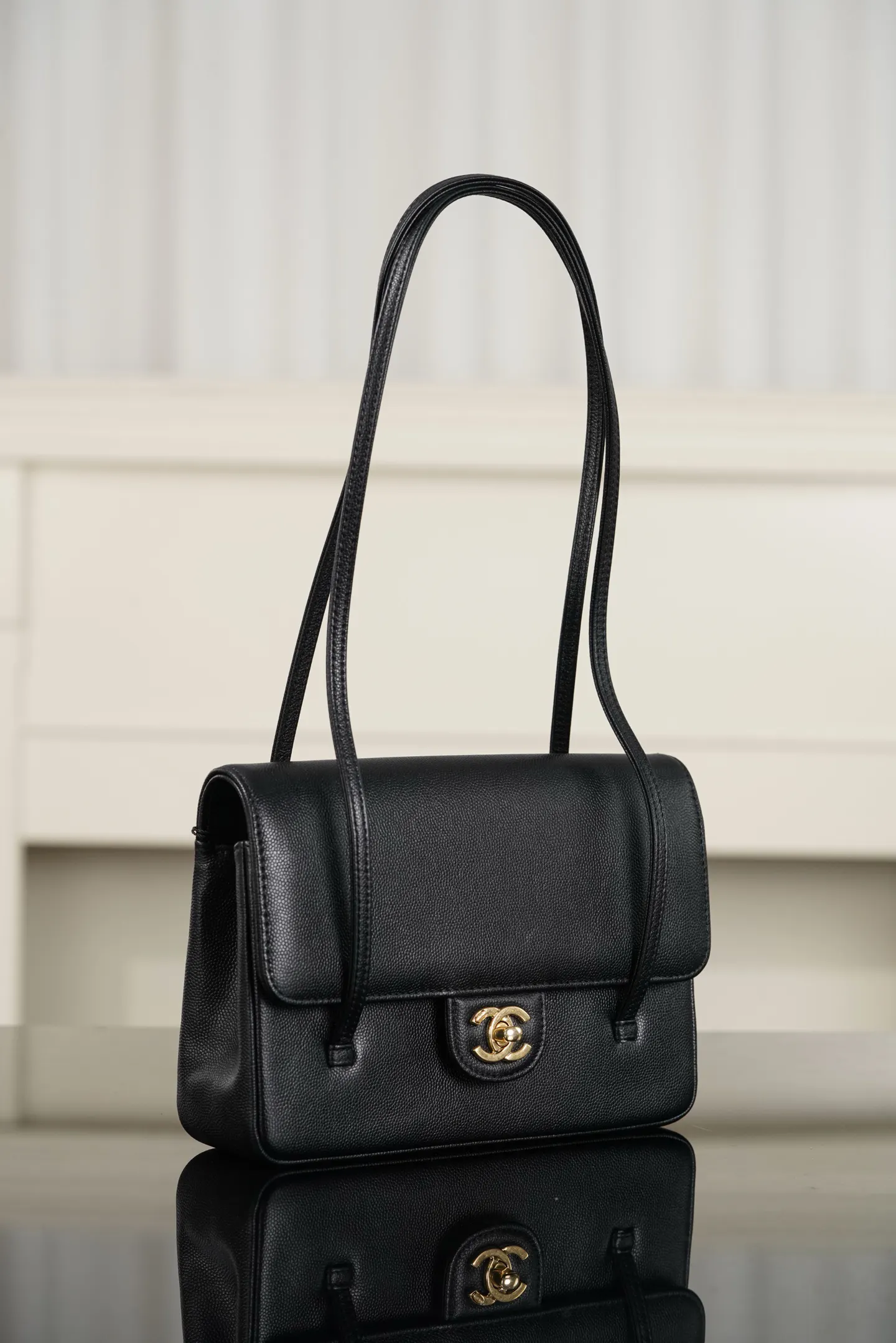 Black Hobo Shoulder Bag Vintage Leather