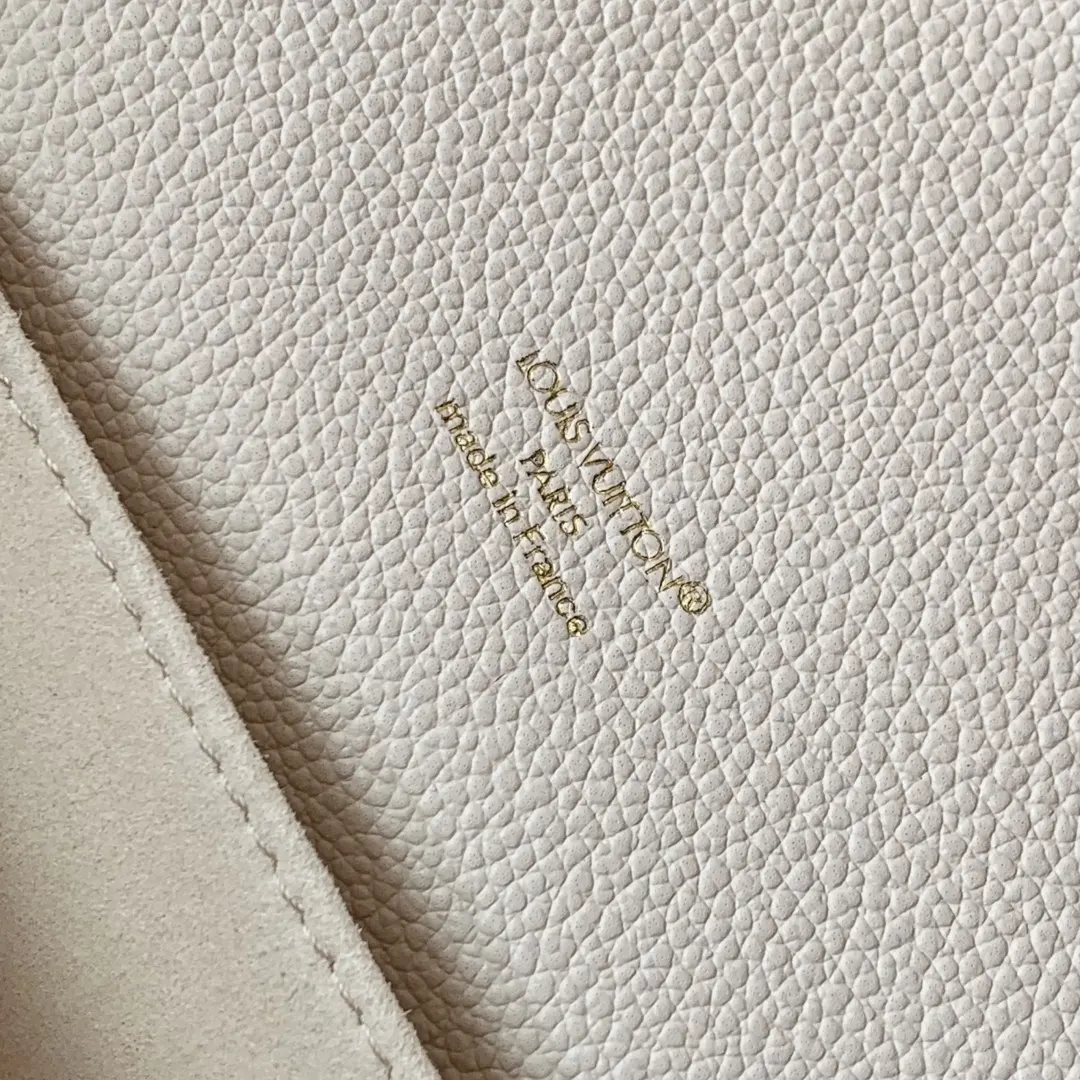 Louis Vuitton Pochette M25682 Monogram 手提包