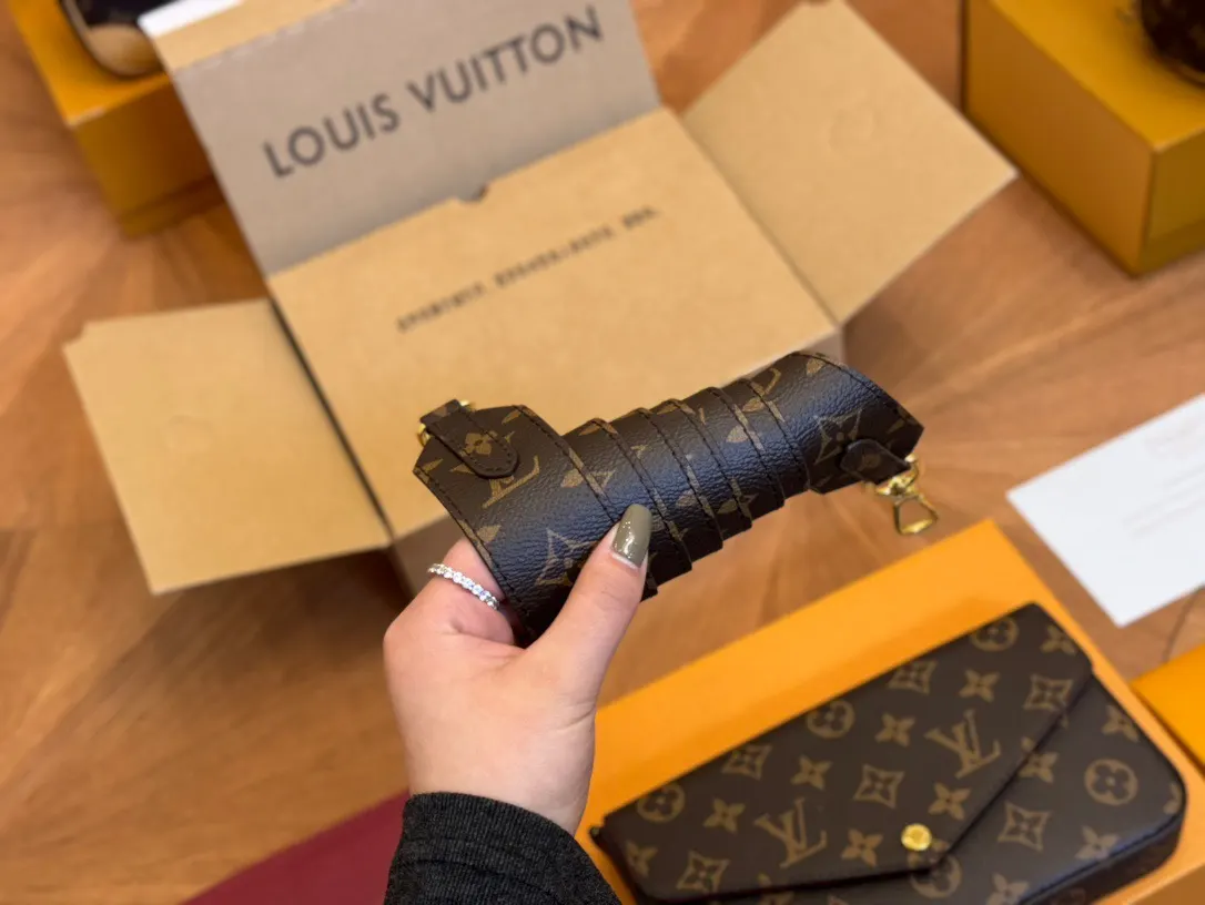 LV 三件套 最好 斜背包 輕便斜挎款
