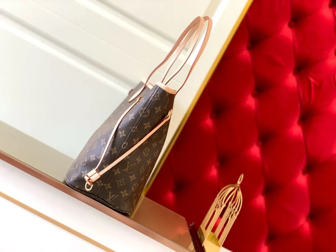 LV Neverfull 帆布 手拿包 精致手拿款