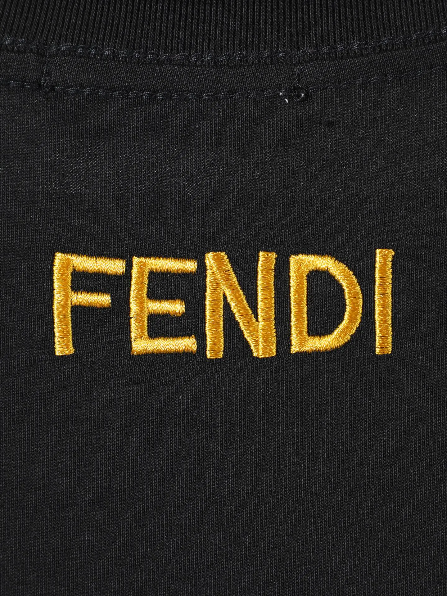 Fendi 2026春夏 Logo 刺绣 短袖T恤 日常百搭款 款4
