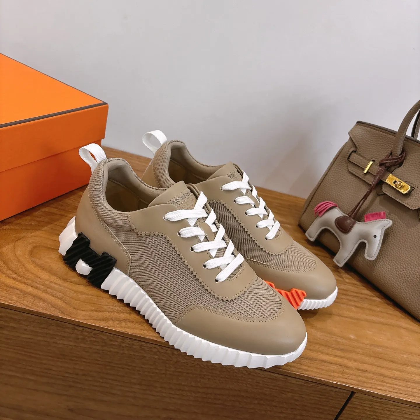 Hermès SS 运动鞋