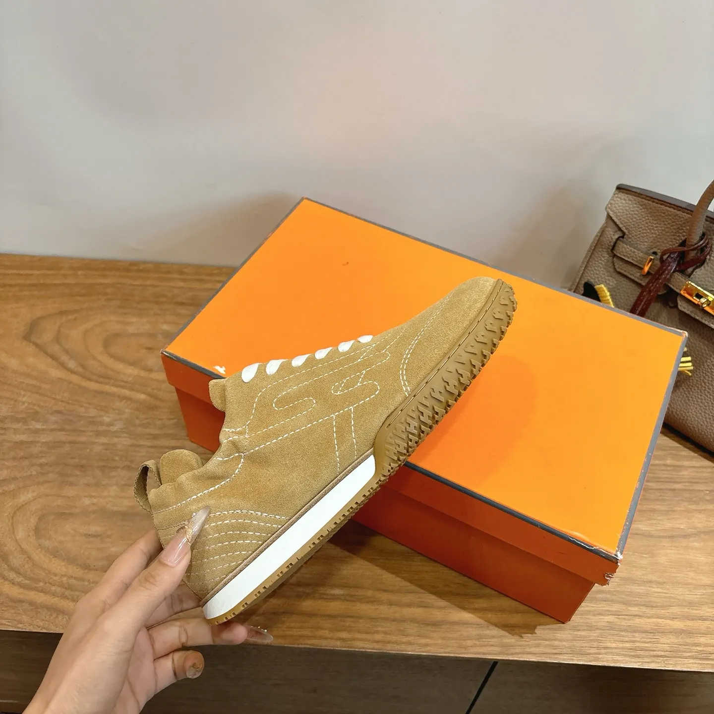 Hermès SS 运动鞋(數字9) Hermès SS 运动鞋(數字9)