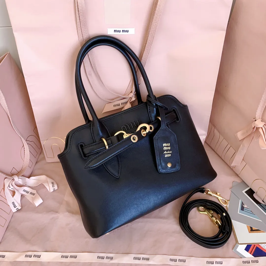Miu 金色 羊皮 托特包 大容量托特款