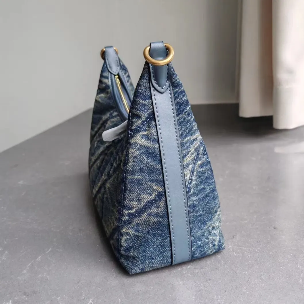 Hobo Shoulder Bag Vintage