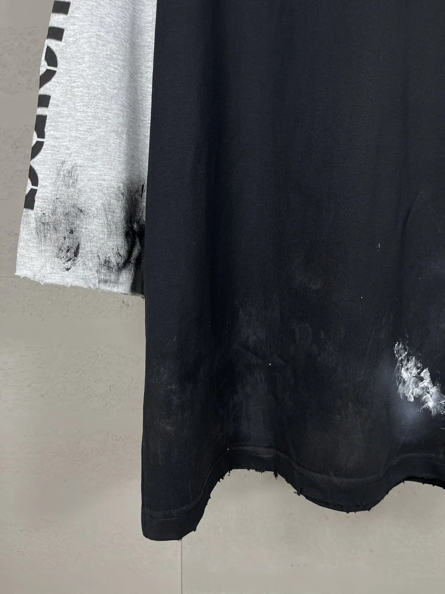Balenciaga T恤 黑灰色