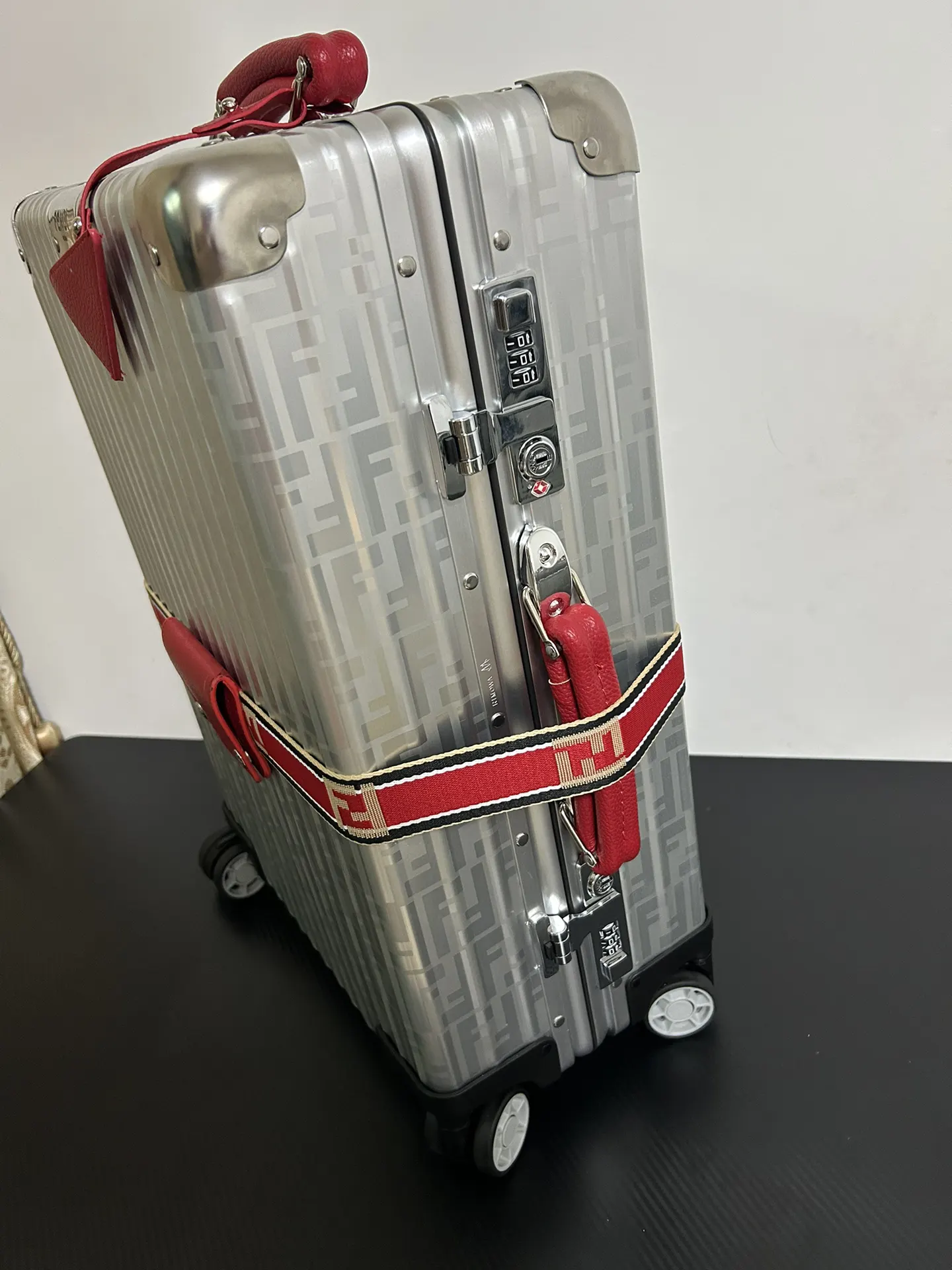 锁 升级 无极拉杆 行李箱 旅行拉杆款 轻便出行款