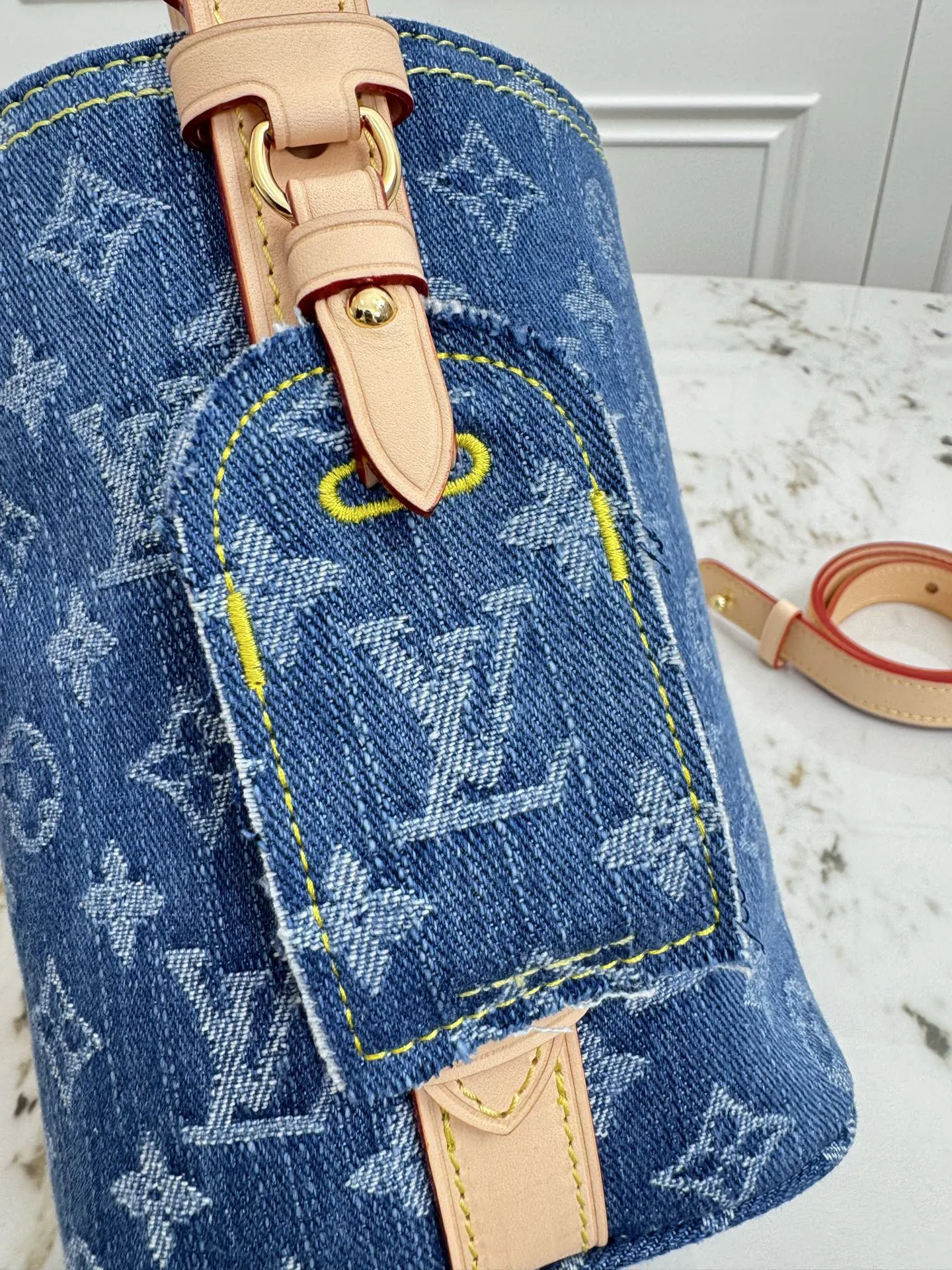 Louis Vuitton M27626 红色 皮革 手提包