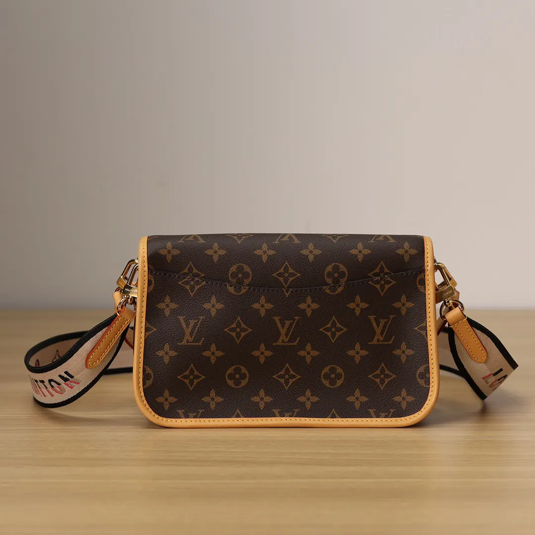 Louis Vuitton Hobo Shoulder Bag Vintage Leather