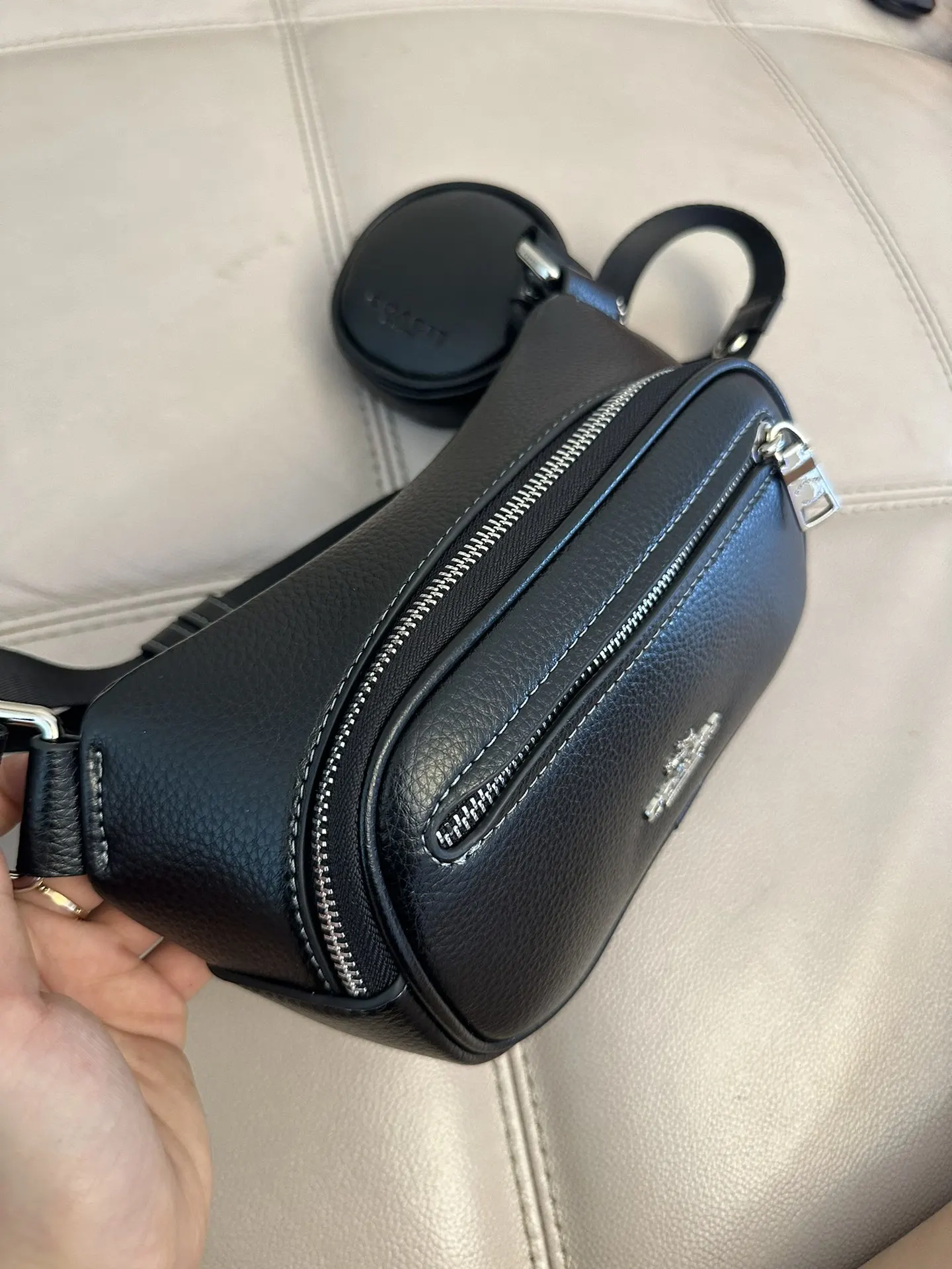 Coach 牛皮 黑色花纹 腰包 休閒腰包款