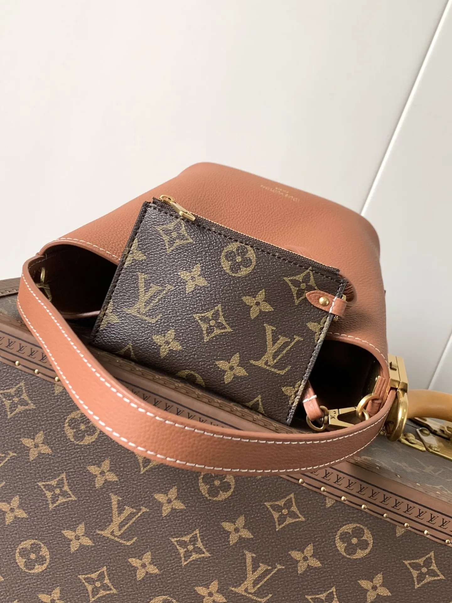 LV 黑色 棕色 牛皮 收納包 旅行收納款
