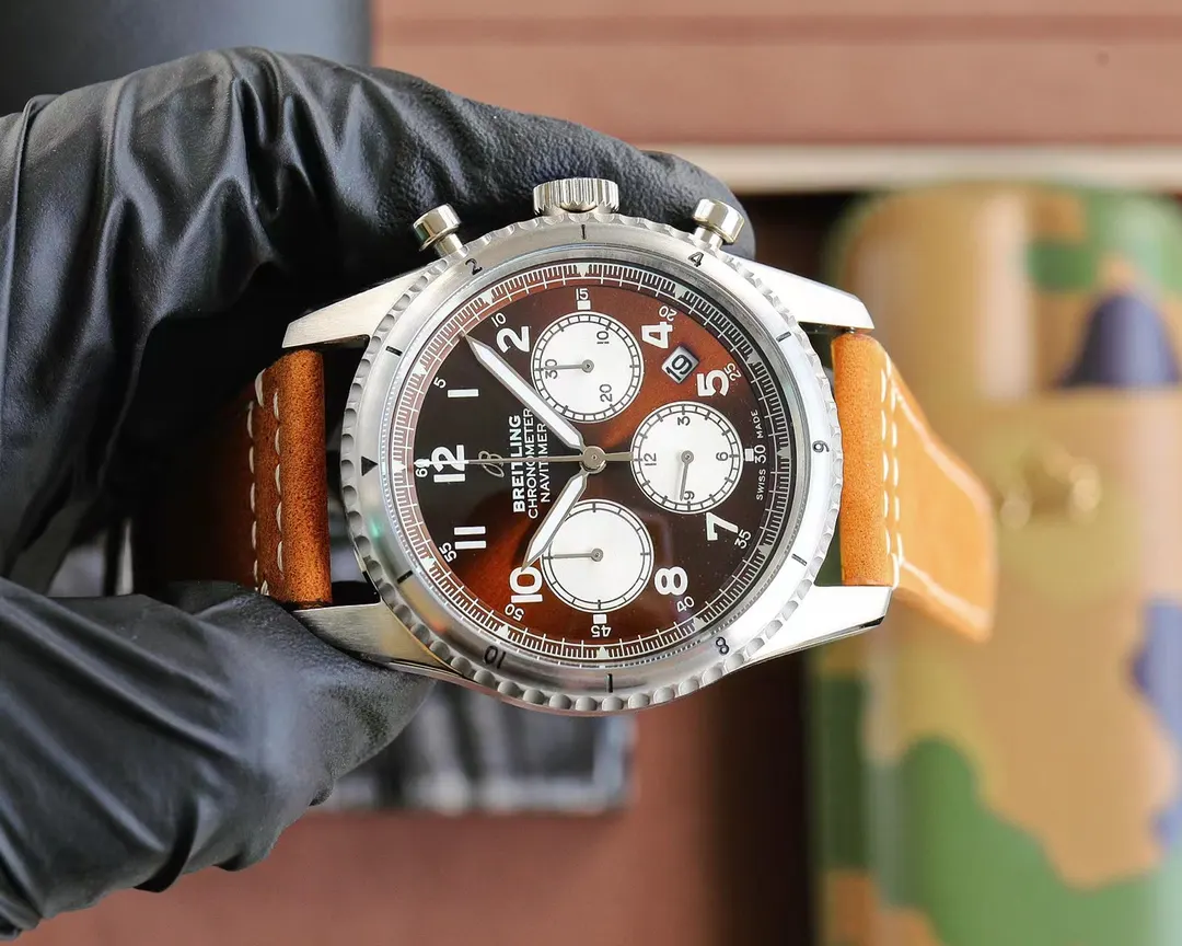 批 百年灵 Breitling 复仇者系列 手表 经典腕表款