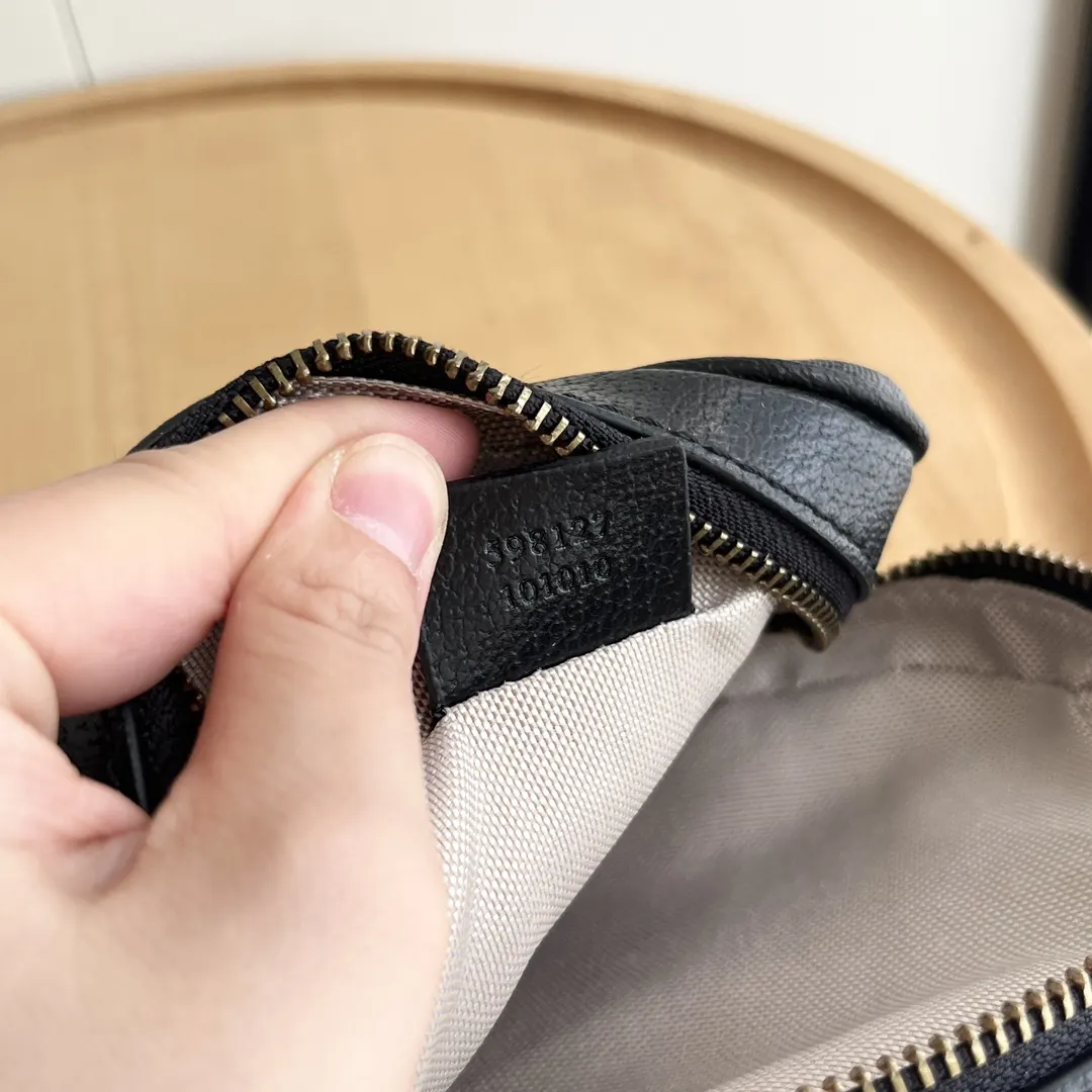 Gucci Ophidia GG Supreme 斜挎包