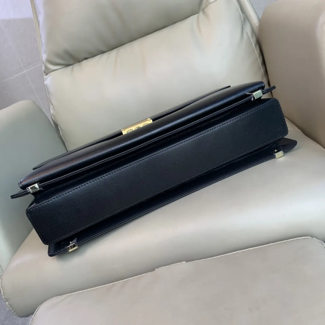 Black Briefcase Business Commuter Leather