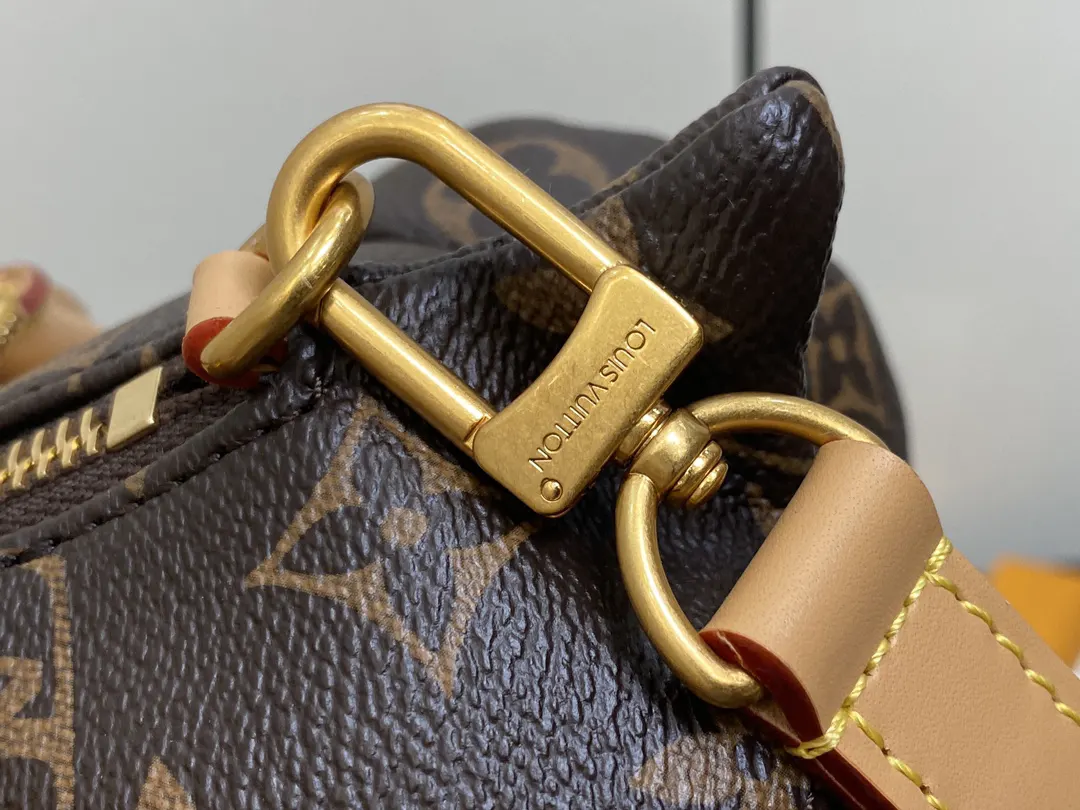 LV 老花 帆布 Lovers 名牌彰显 Pharrell Willi 斜背包 輕便斜挎款
