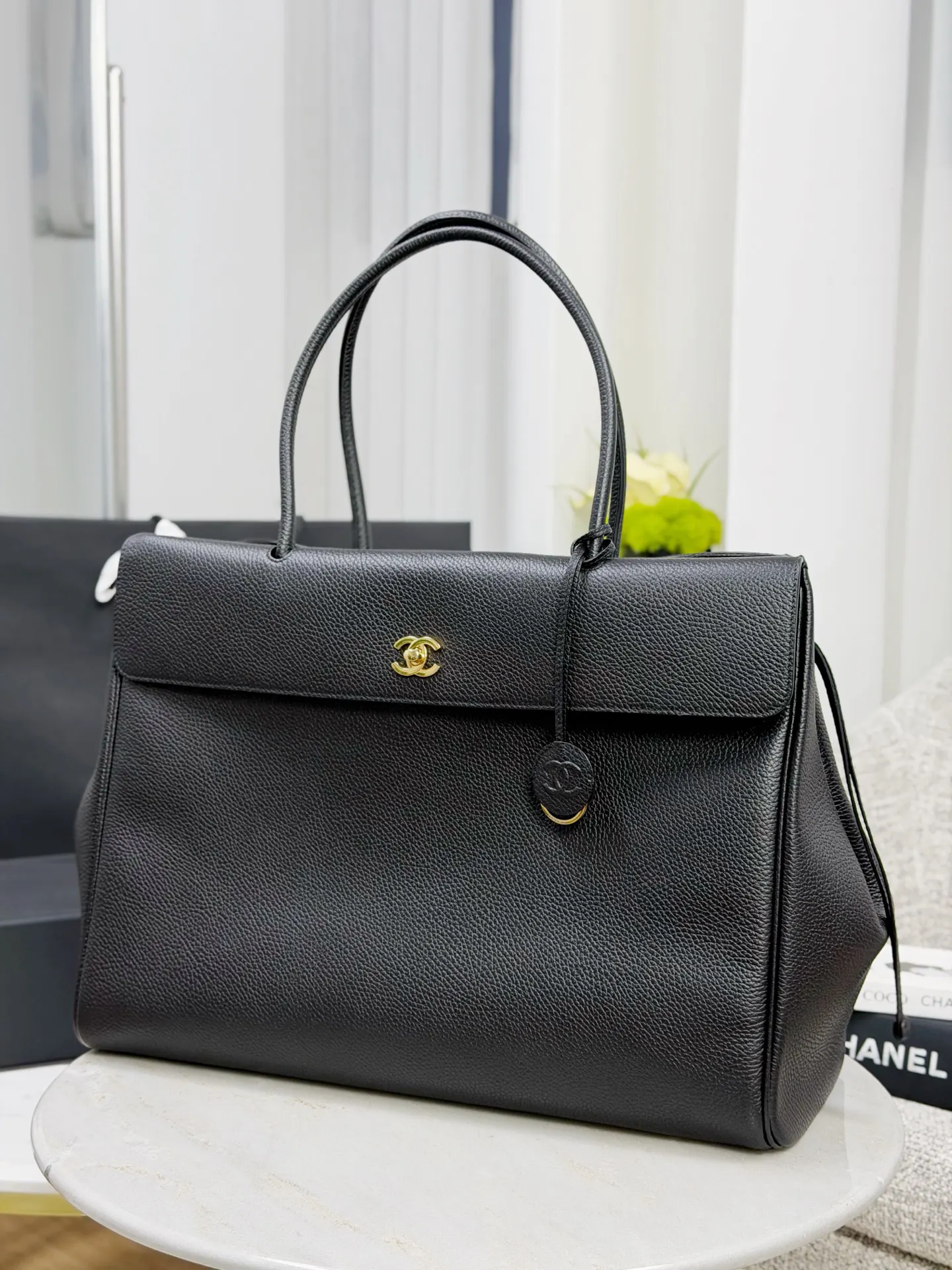 CHANEL 19 Bag 黑色粗花呢鏈條手提包 大号款