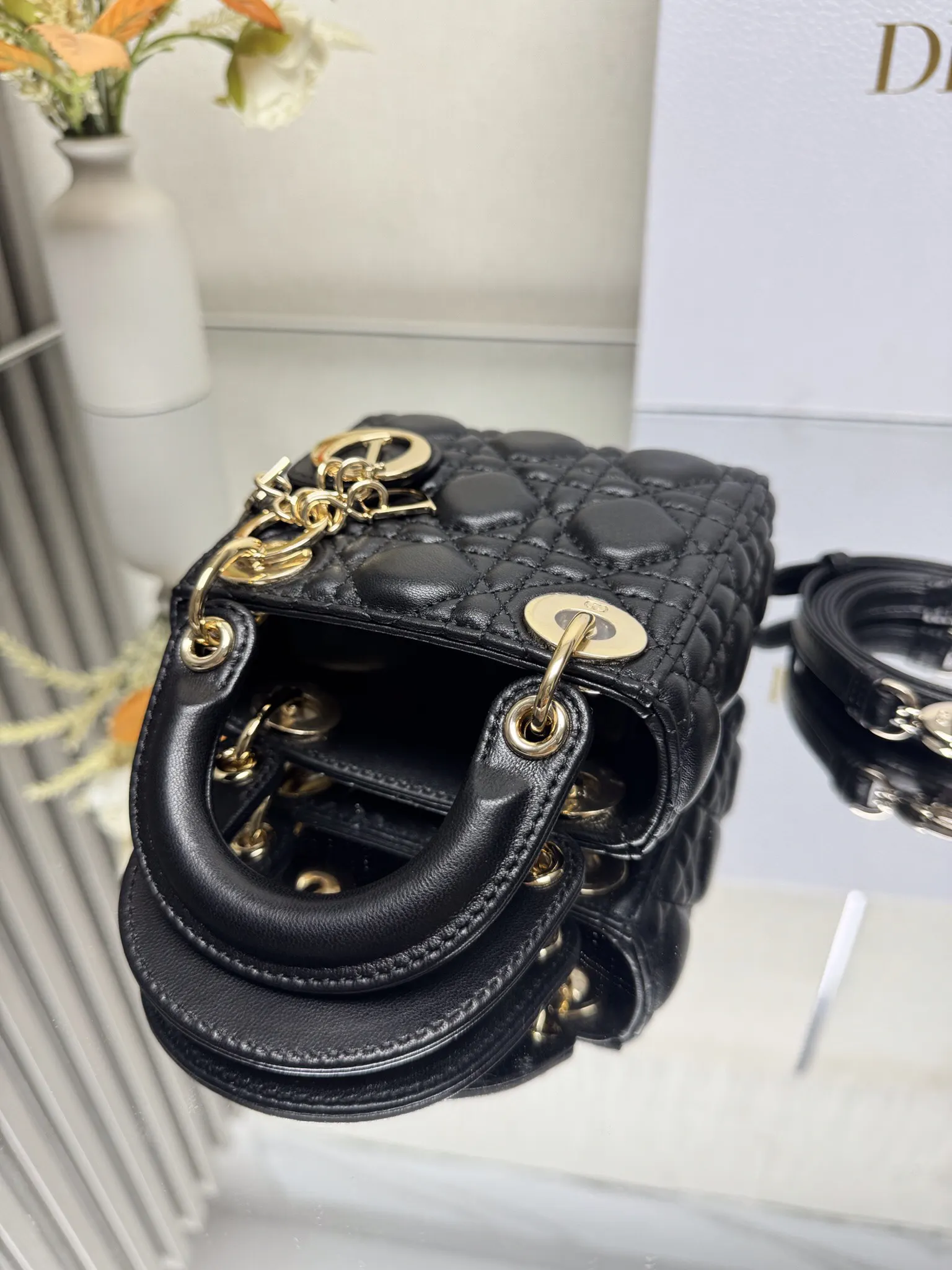 金色 羊皮 超迷你戴妃包三格 Dɪᴏʀ ʟᴀᴅʏ Mɪᴄʀᴏ 收納包 旅行收納款