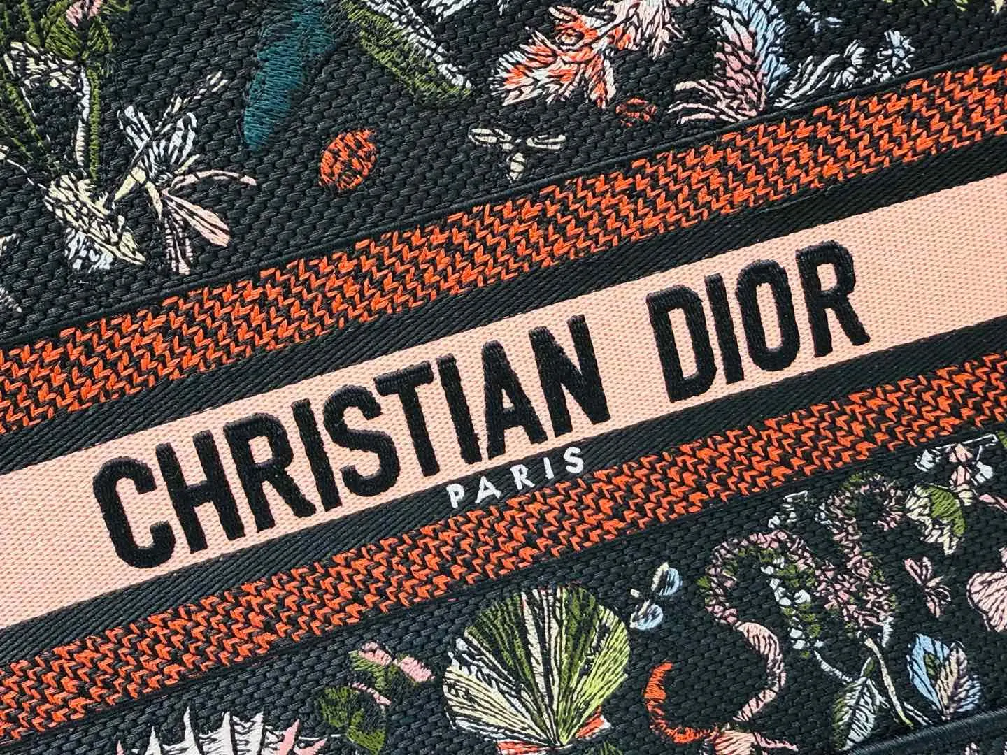 Dior Book Tote 托特包 大容量通勤(數字7) Dior Book Tote 托特包 大容量通勤(數字7)