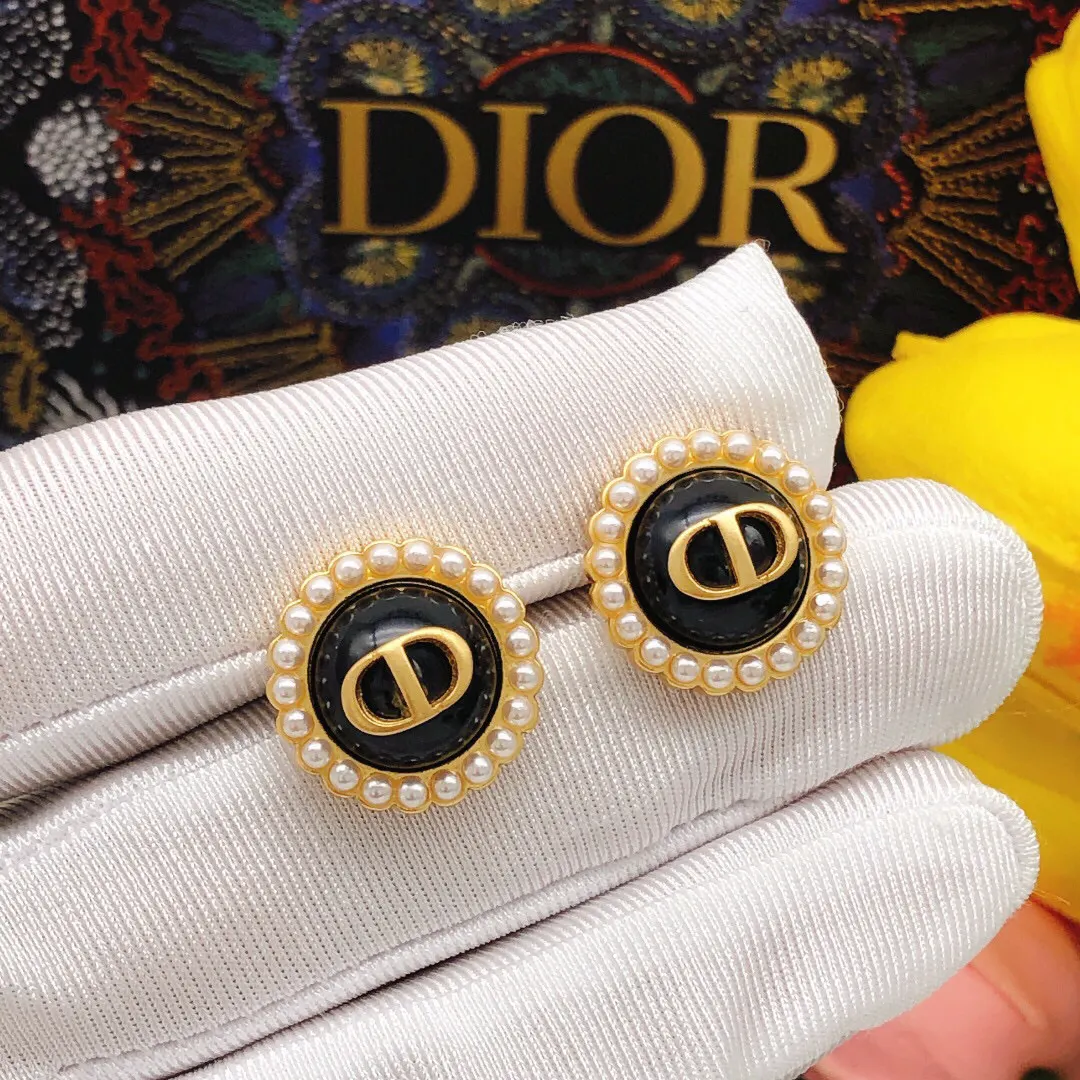 Dior 黑金CD耳环 礼盒精致配饰款