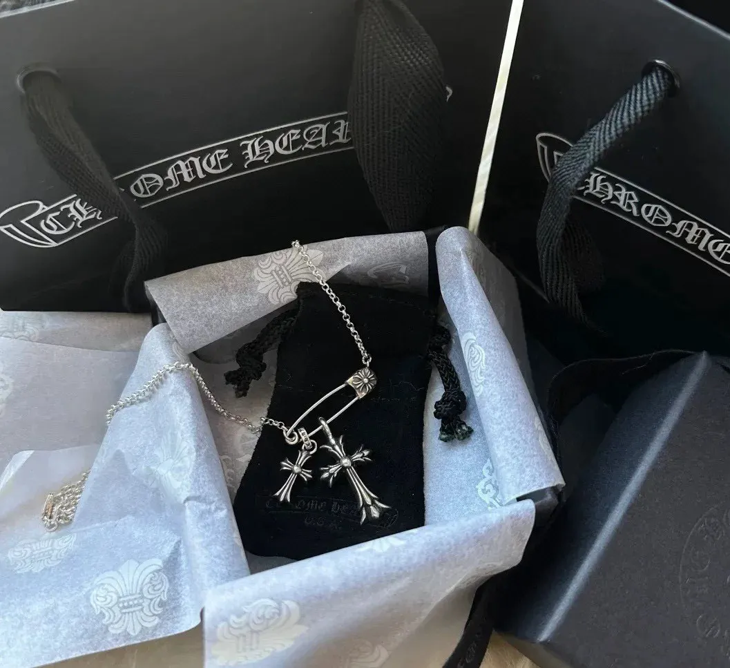 Chrome Hearts 項鍊 精致锁骨链款