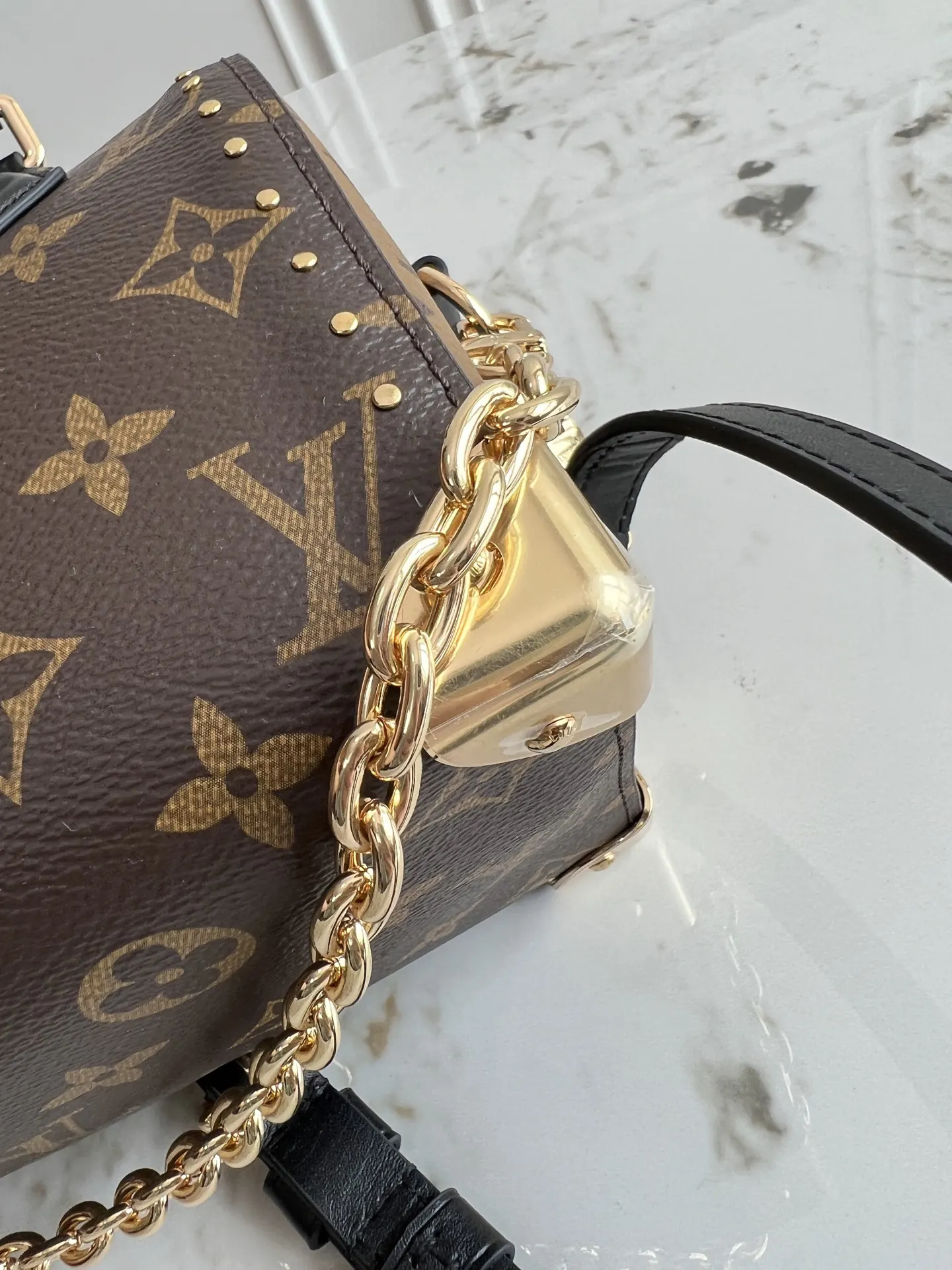 LV M13146 金色 老花 手提包 精选款
