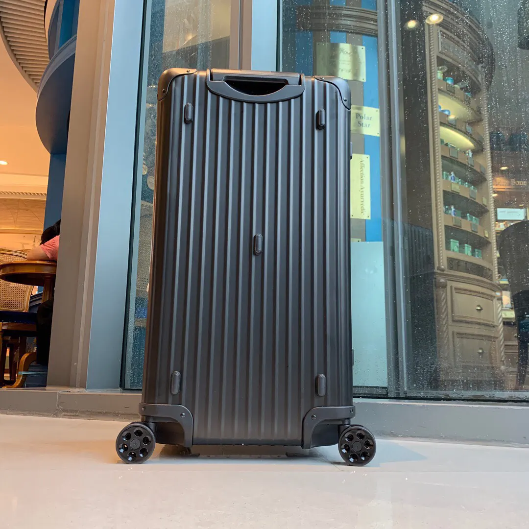 黑色 銀色 日默瓦rimowa運動版鋁合金 无极变速弹跳拉杆 德 行李箱 旅行拉杆款 輕便出行款