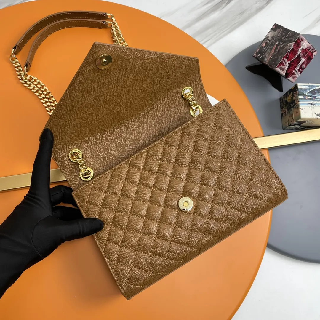 Chain Bag Leather