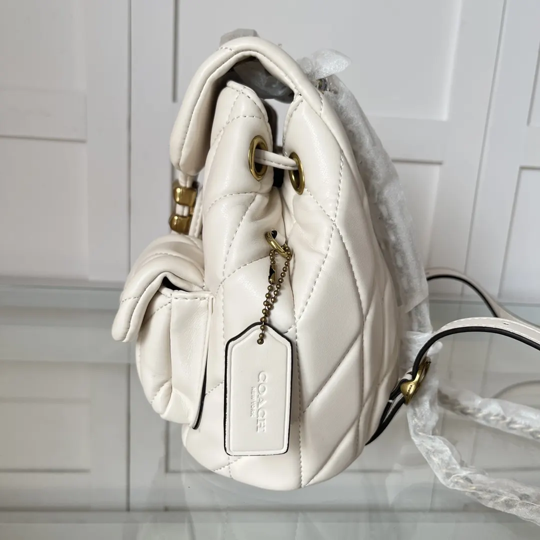 Coach 羊皮 雙肩包 实用雙肩款