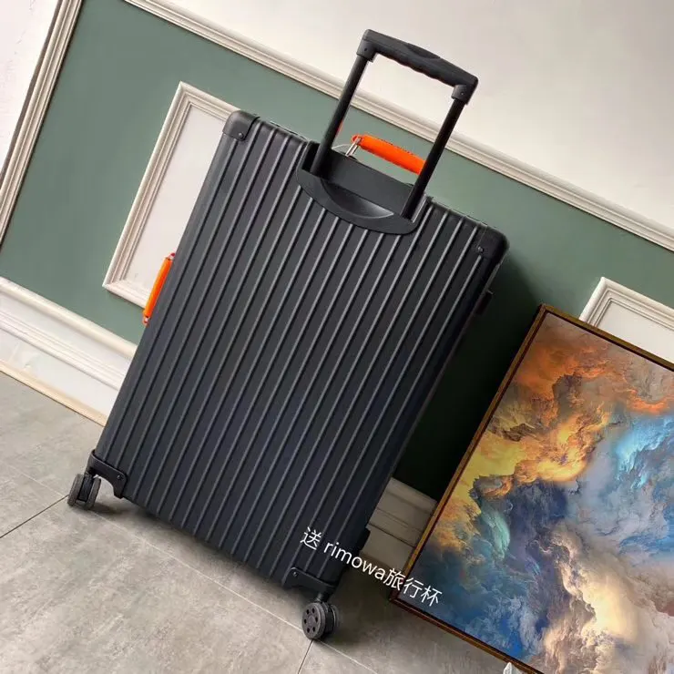 黑色 銀色 底 春节 特惠 RIMW AM 聯名款 行李箱 旅行拉杆款 輕便出行款