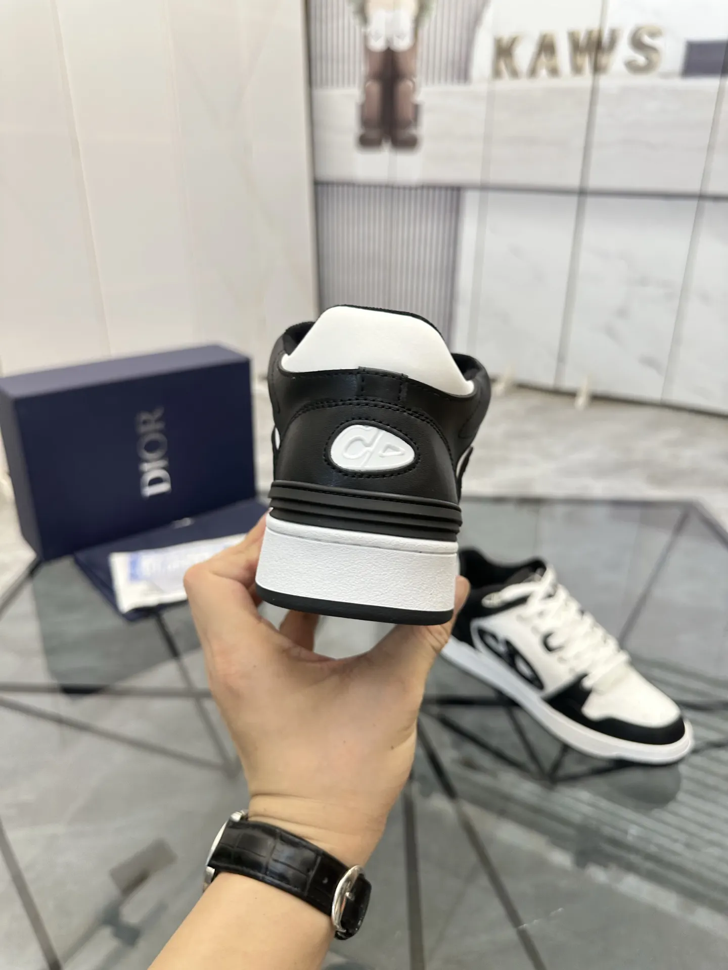 Dior B57 黑白拼色牛皮休闲鞋