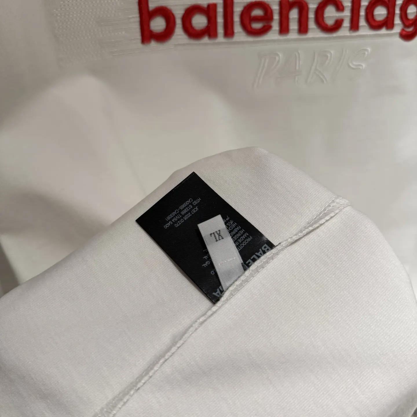 Balenciaga 25SS 刺绣 纯棉 短袖T恤 街头休闲款