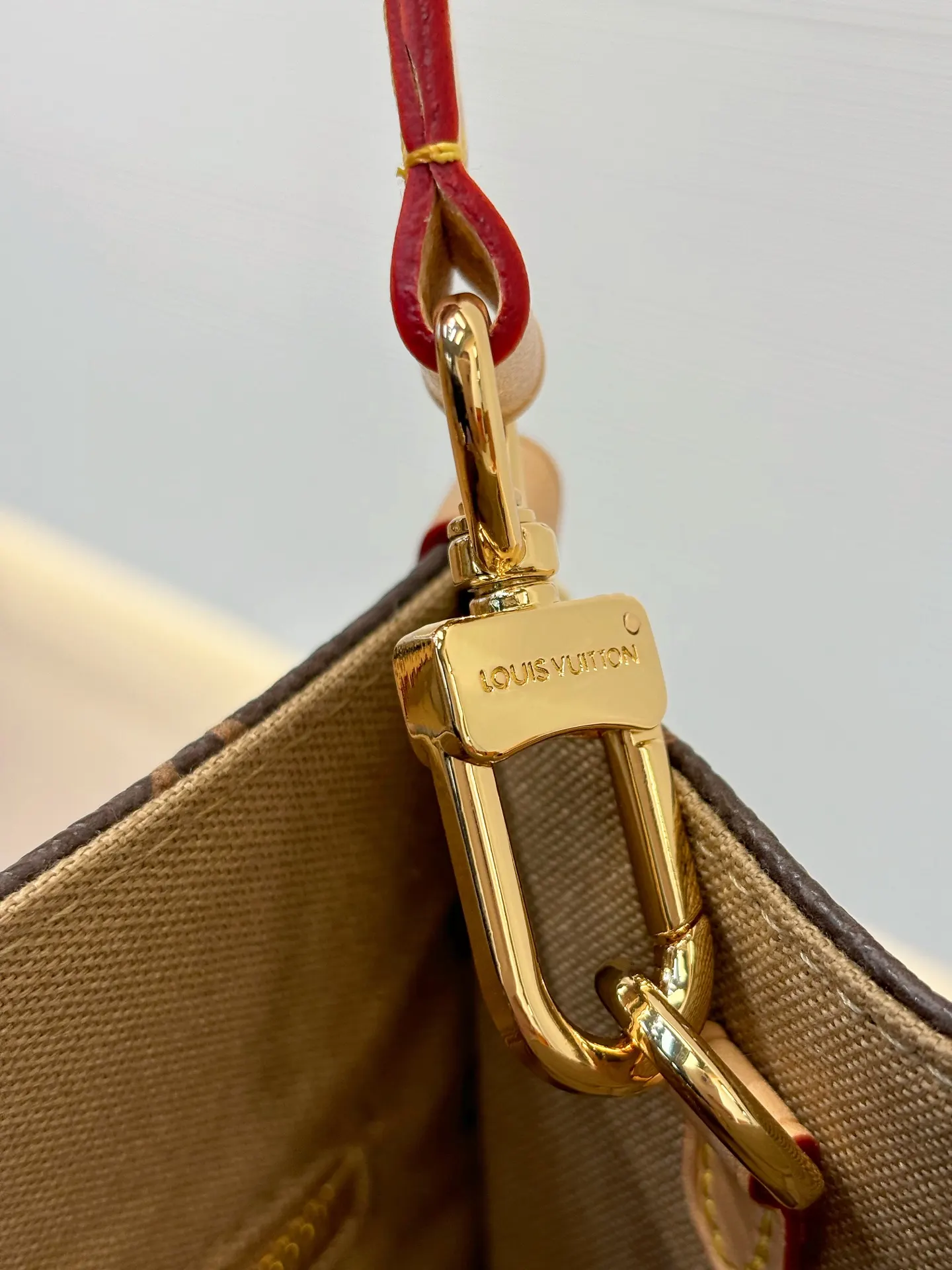 Louis Vuitton OnTheGo 老花 手提包 实拍款01