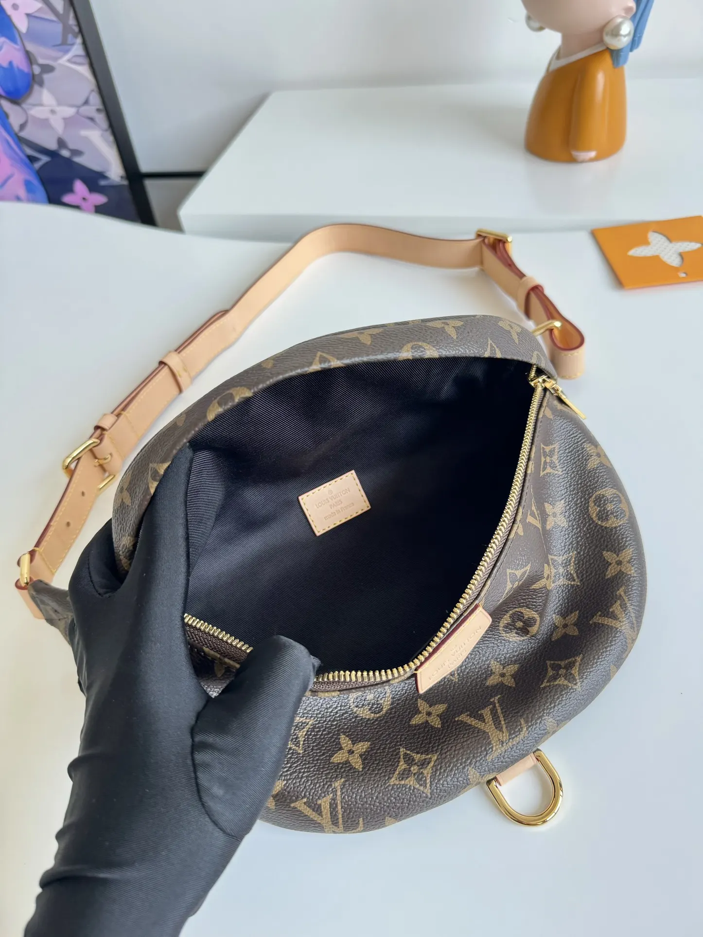 LV 帆布 『 』 BU AG腰包 实 休閒腰包款(數字9) LV 帆布 『 』 BU AG腰包 实 休閒腰包款(數字9)
