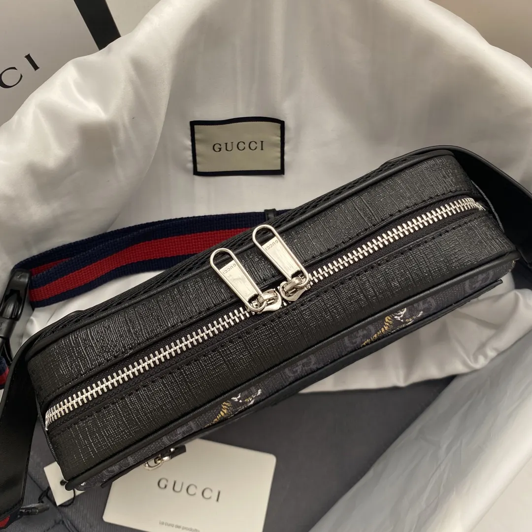 Gucci Belt Bag Casual Leather