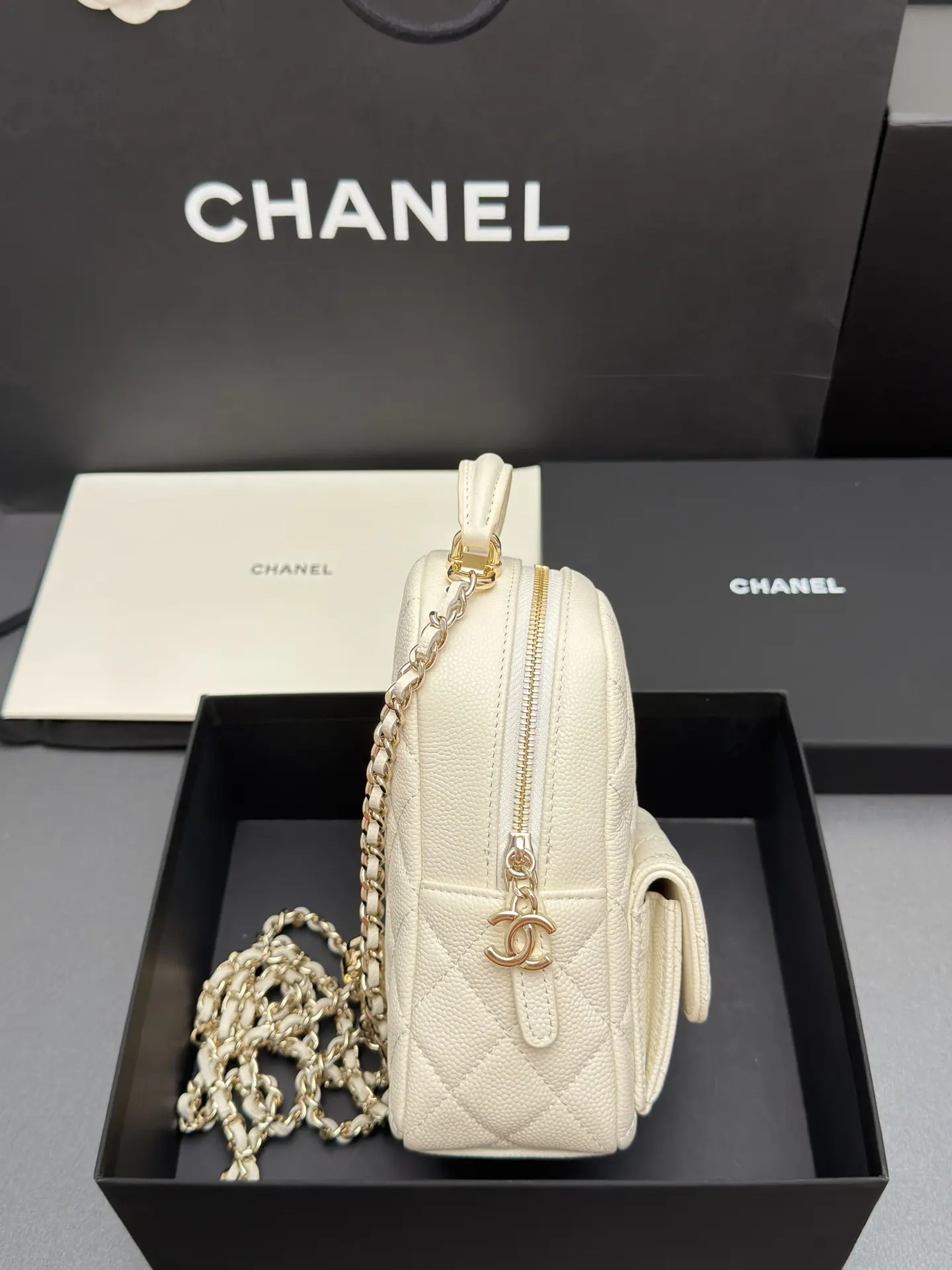 White Backpack Classic Fashion Leather