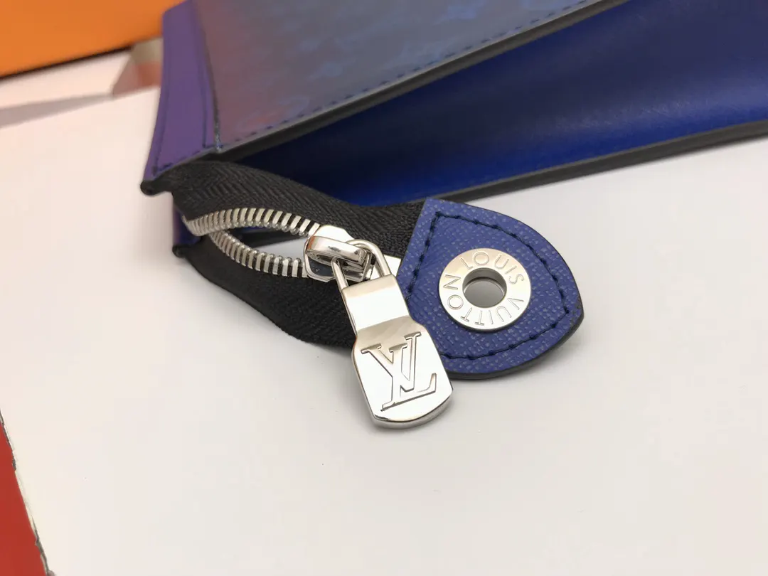 藍色 帆布 藍色 此款小巧而时髦的Pochette 旅行袋 大容量旅行款
