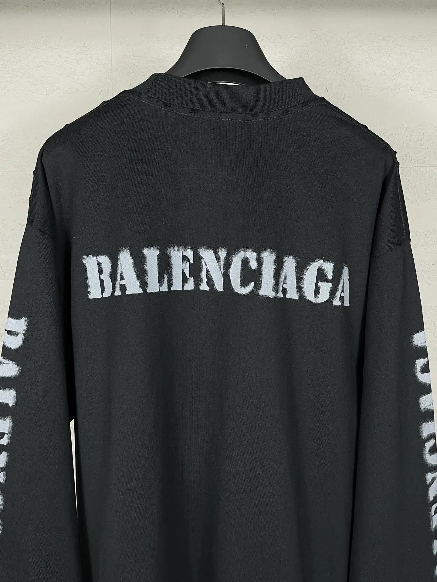 Balenciaga 黑色 純棉 Logo 短袖T恤 宽松休閒(數字8) Balenciaga 黑色 純棉 Logo 短袖T恤 宽松休閒(數字8)