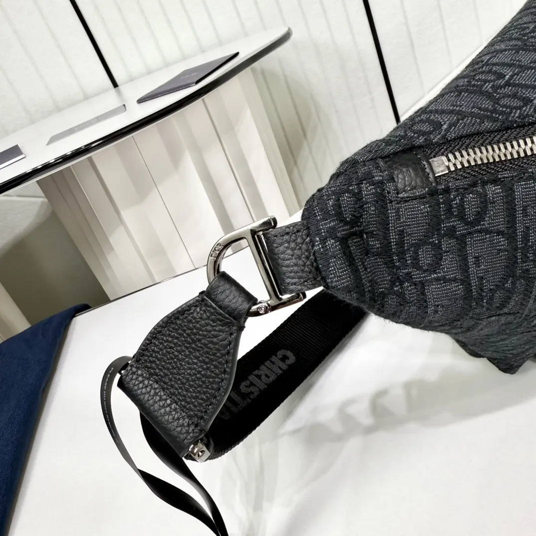 Black Organizer Pouch Travel Leather