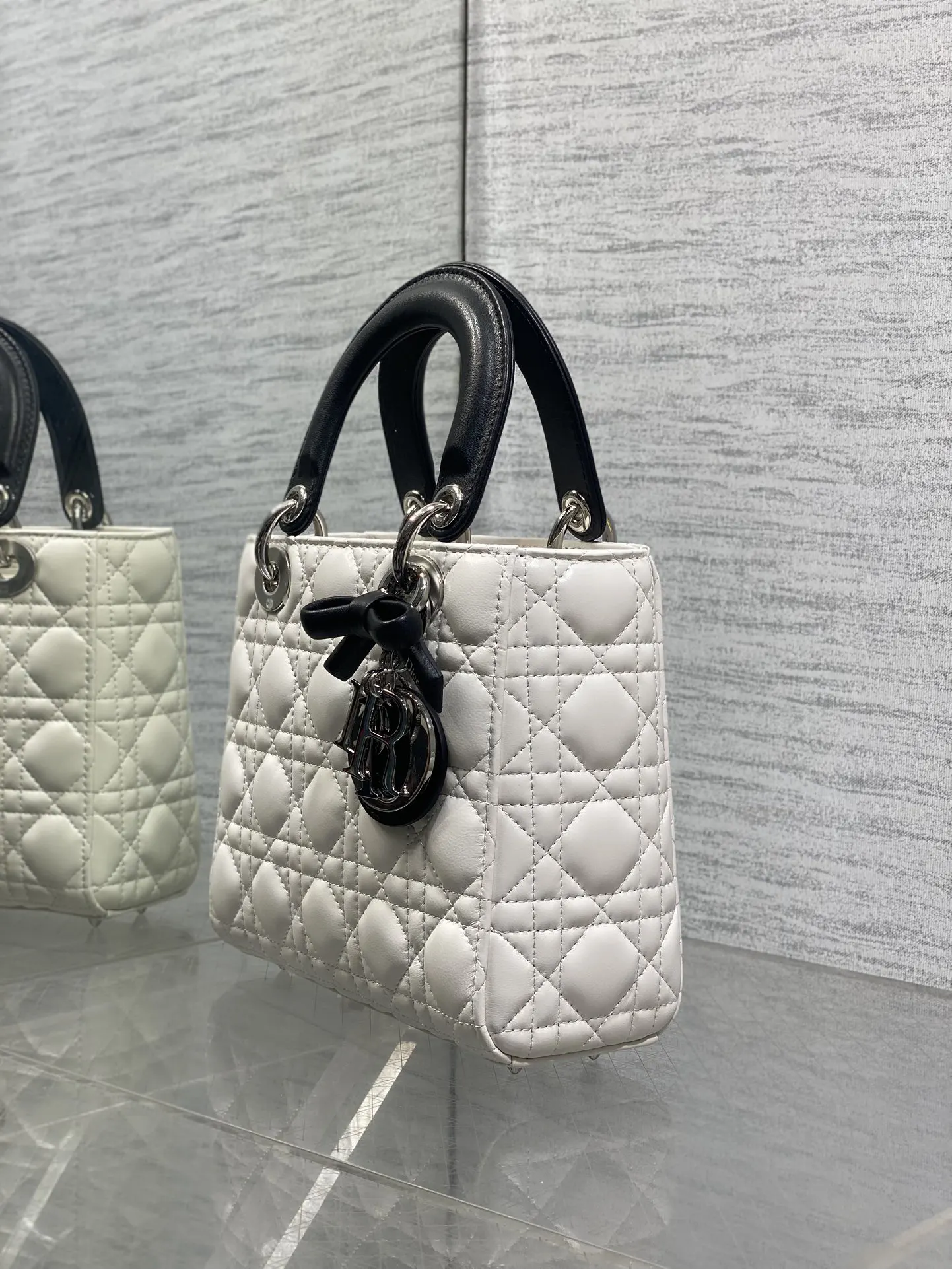Dior Lady Dior 黑色 皮革 蝴蝶結 手提包