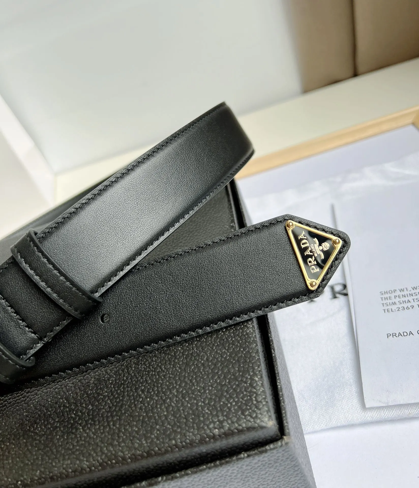 Prada 黑色/金色 皮革 腰带