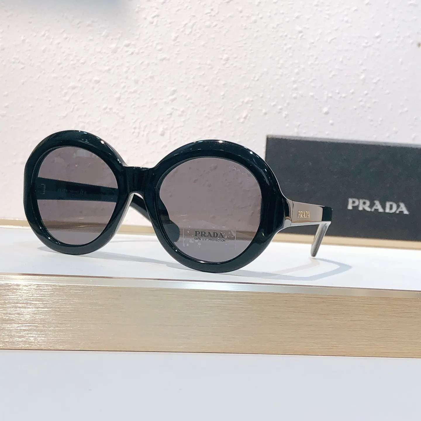 Prada 墨镜 时尚防晒款 款13
