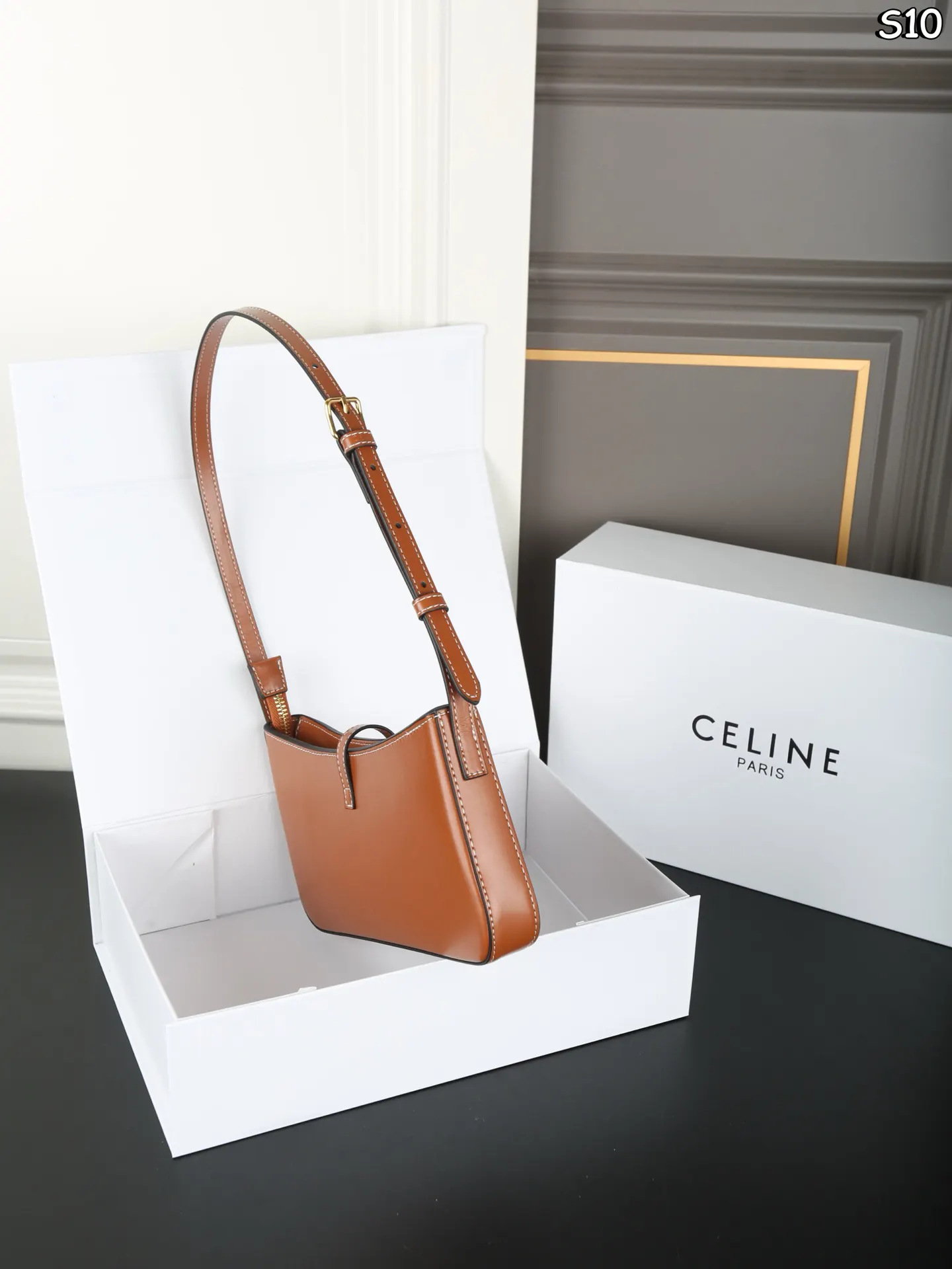 Celine TINA 腋下包 单肩包 复古腋下背款