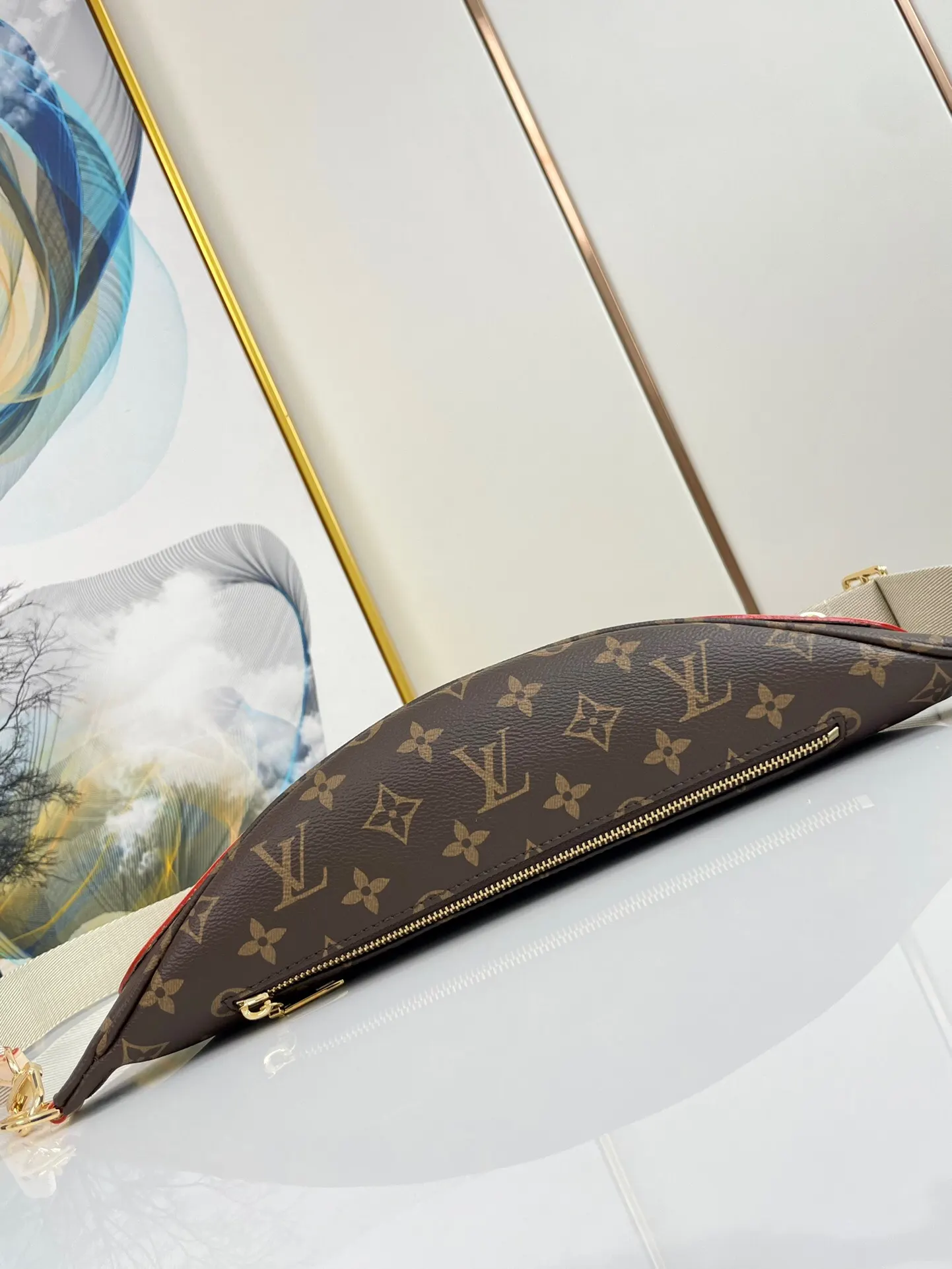 LV bag Image 4 LV bag Image 4